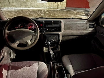 Isuzu Rodeo, 2003г, задний привод, механика