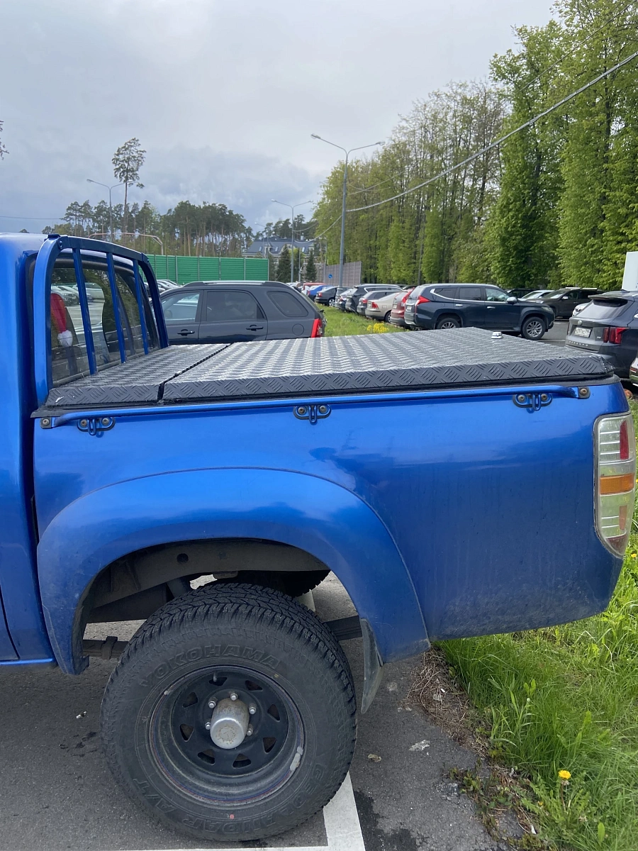 Mazda BT-50, 2008г., полный привод, механика