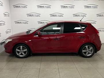 Hyundai i30, 2009г, передний привод, механика