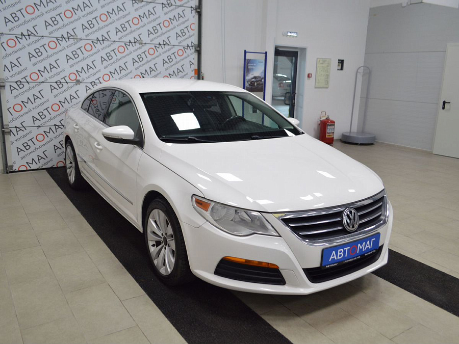 Volkswagen Passat CC, 2010г., передний привод, робот