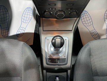 Opel , 2006г., передний привод, автомат