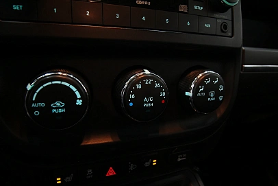 Jeep Compass, 2012г, полный привод, вариатор