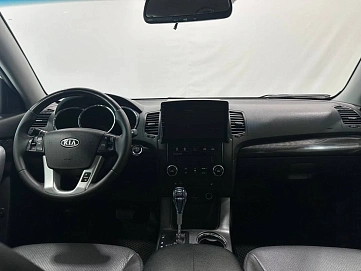 Kia Sorento, 2011г, полный привод, автомат