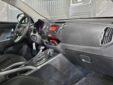 Kia Sportage, 2010г, передний привод, автомат