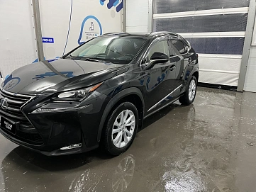 Lexus NX, 2015г, полный привод, автомат