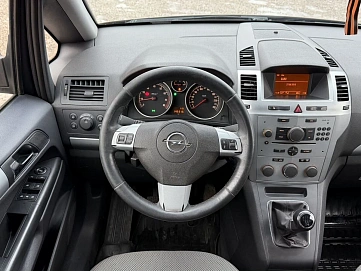 Opel Zafira, 2013г, передний привод, механика