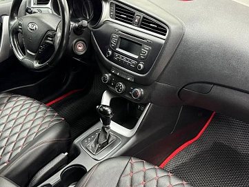 Kia Ceed, 2018г, передний привод, автомат