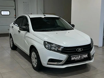 Lada (ВАЗ) Vesta, 2020г, передний привод, механика