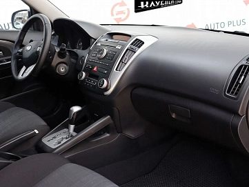 Kia Ceed, 2011г, передний привод, автомат