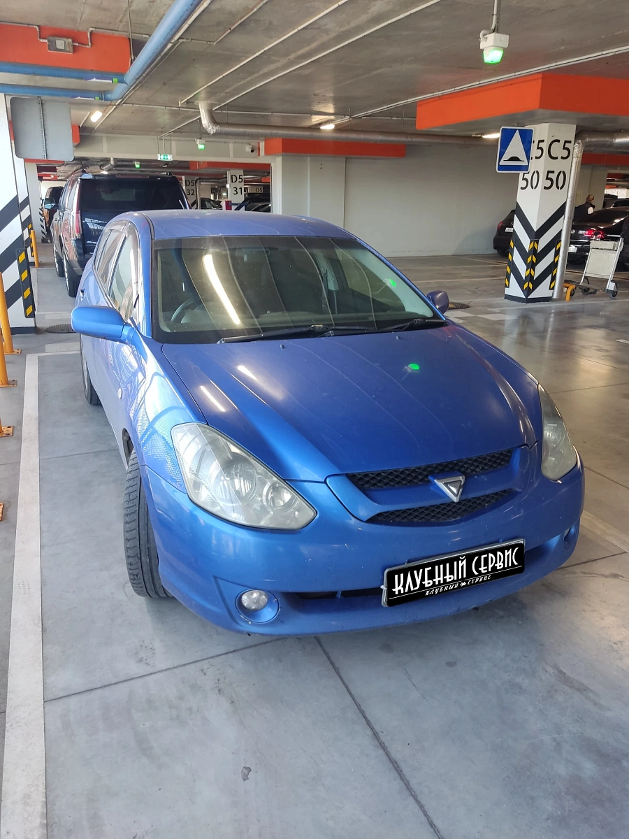 Toyota Caldina, 2003г., передний привод, автомат