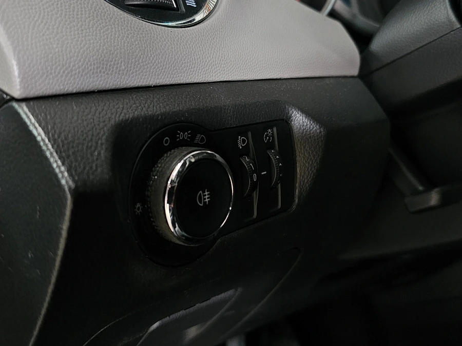 Chevrolet Cruze, 2012г., передний привод, автомат