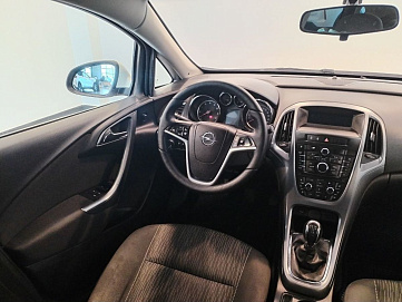 Opel , 2013г., передний привод, механика