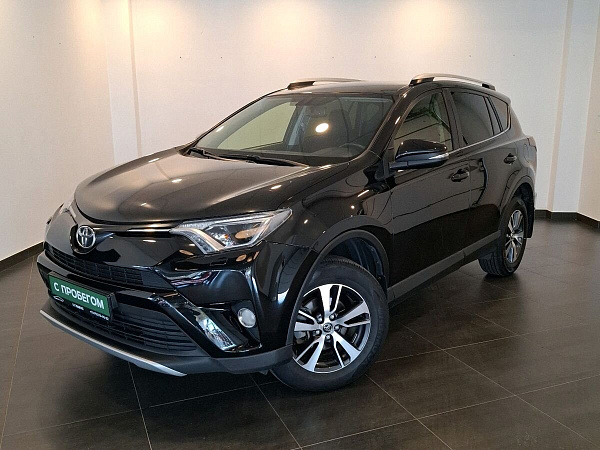 Toyota , 2015г., передний привод, автомат