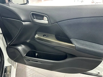 Honda Civic, 2012г, передний привод, механика
