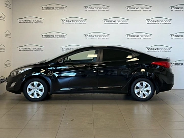 Hyundai Elantra, 2012г, передний привод, механика