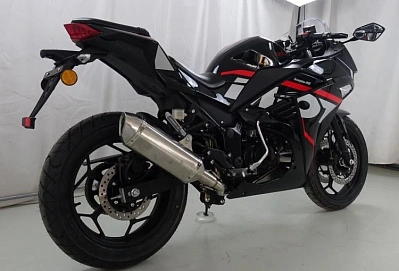 Yamasaki Scorpion, 2025г, Цепь привод, 4 передачи