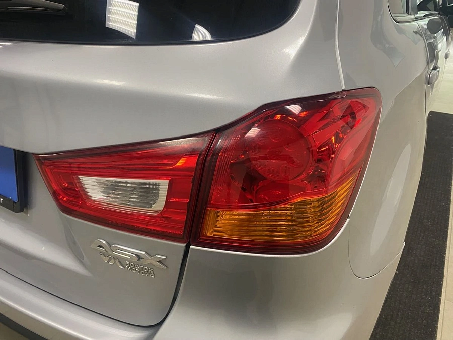 Mitsubishi ASX, 2011г., передний привод, вариатор