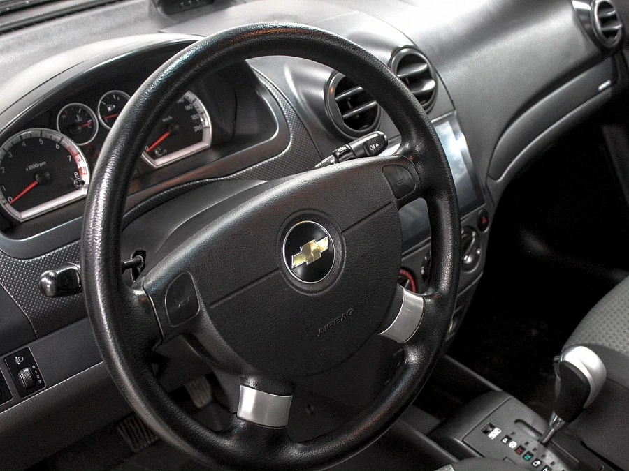Chevrolet Aveo, 2010г., передний привод, автомат