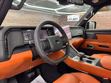 Polar Stone (Jishi) 01, 2024г, полный привод, автомат