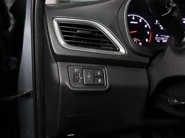 Hyundai Solaris, 2018г, передний привод, автомат