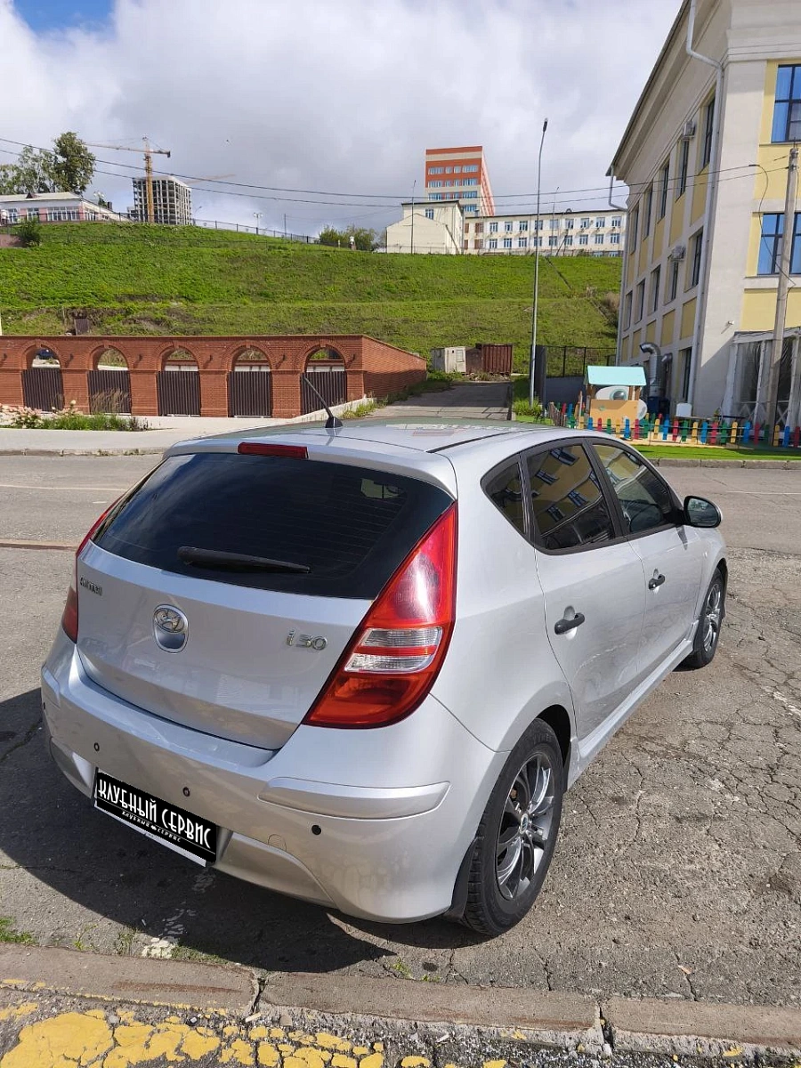 Hyundai i30, 2010г., передний привод, автомат
