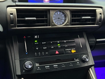 Lexus IS, 2014г., задний привод, автомат