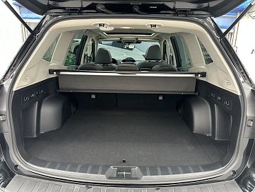 Subaru Forester, 2022г, полный привод, вариатор