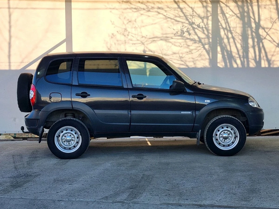Chevrolet Niva, 2017г., полный привод, механика