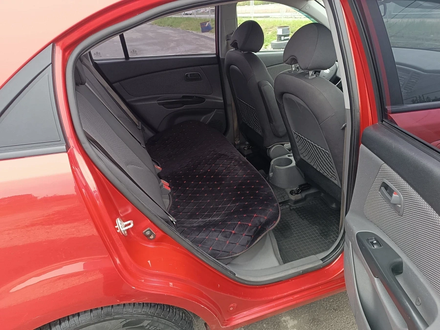 Kia Rio, 2010г., передний привод, механика