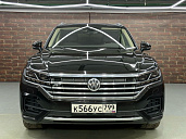 Volkswagen Touareg, 2019г., полный привод, автомат