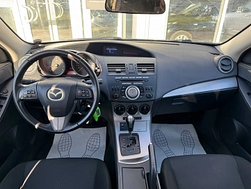Mazda 3, 2011г, передний привод, автомат