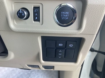 Toyota Land Cruiser Prado, 2022г, полный привод, автомат
