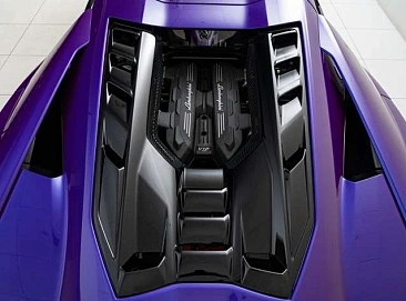 Lamborghini Revuelto, 2024г, полный привод, робот
