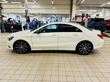 Mercedes-Benz CLA, 2015г, передний привод, робот