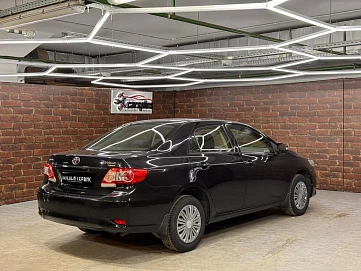 Toyota Corolla, 2011г, передний привод, механика