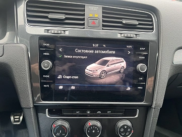 Volkswagen Golf, 2019г, передний привод, механика