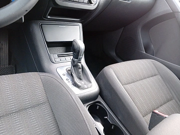 Volkswagen Tiguan, 2014г, передний привод, робот
