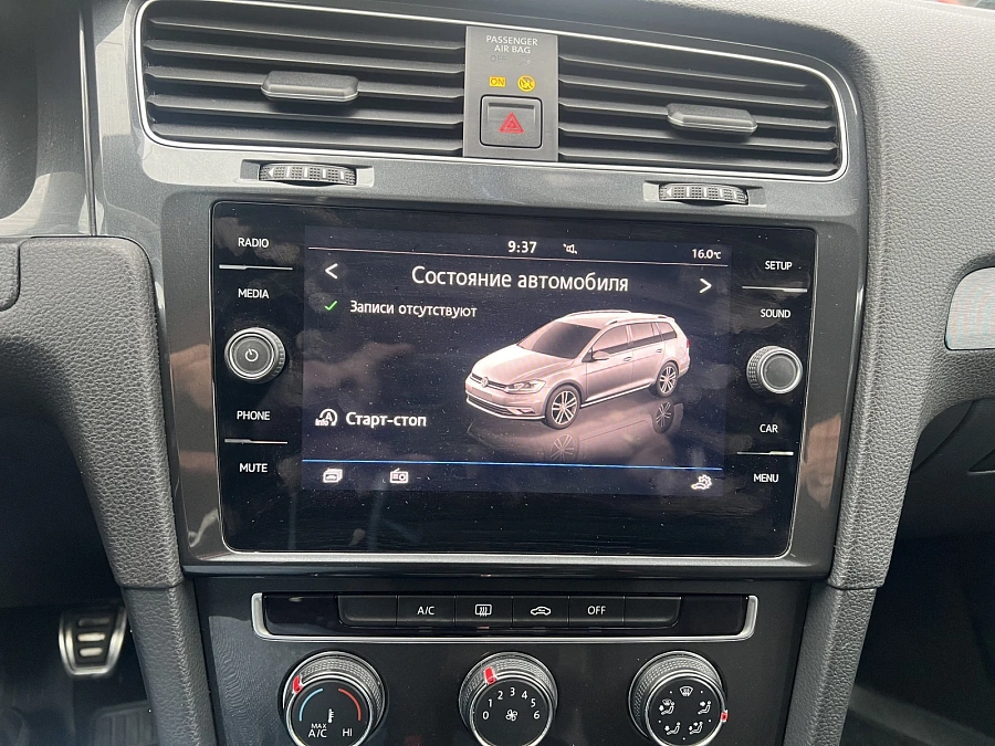 Volkswagen Golf, 2019г., передний привод, механика