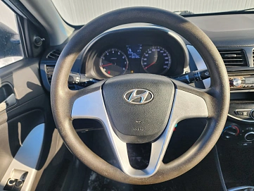 Hyundai Solaris, 2012г, передний привод, механика