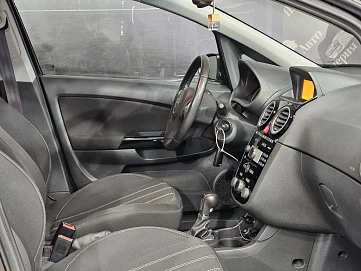 Opel Corsa, 2013г, передний привод, автомат