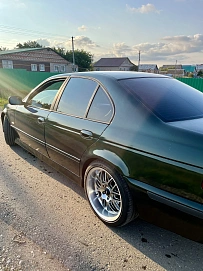 BMW 5 серии, 2002г, задний привод, автомат