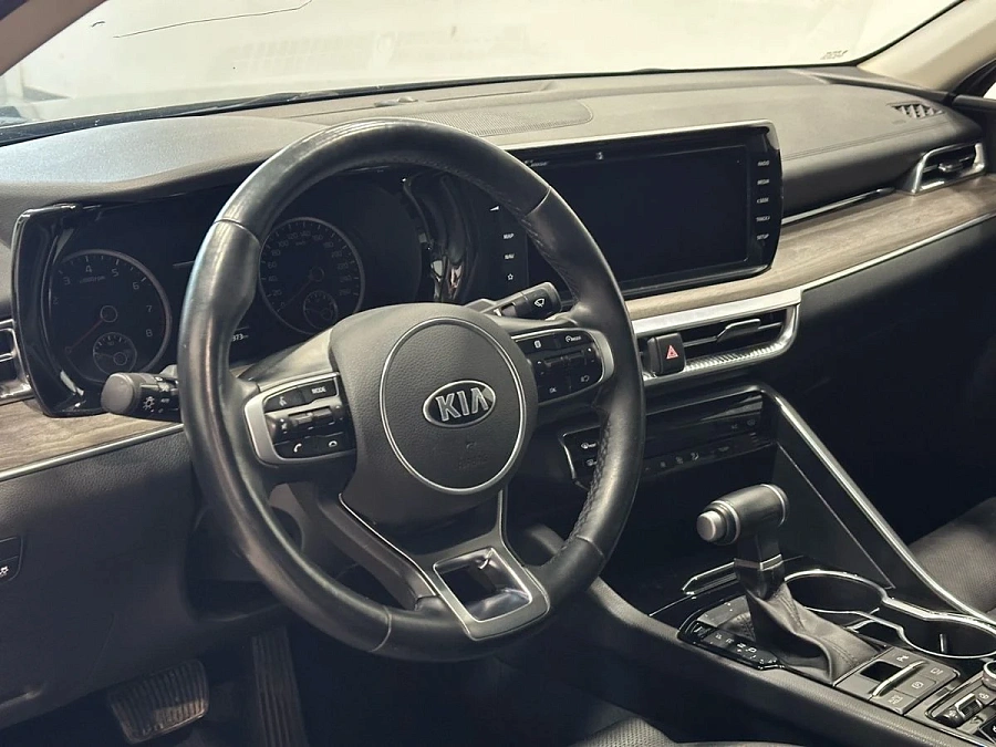 Kia K5, 2021г., передний привод, автомат