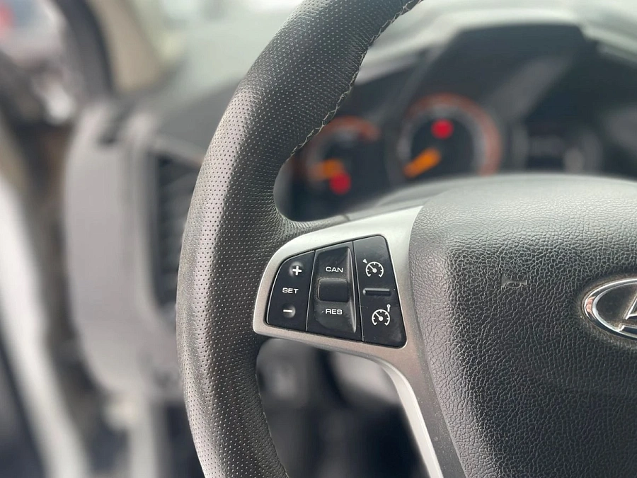 Lada (ВАЗ) , 2021г., передний привод, механика