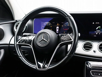 Mercedes-Benz E-Класс, 2020г, задний привод, автомат