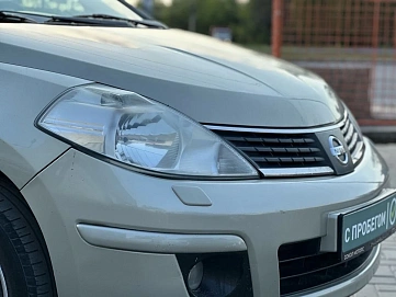 Nissan Tiida, 2008г, передний привод, автомат