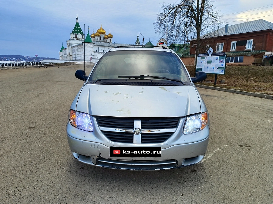 Chrysler Voyager, 2001г., передний привод, автомат