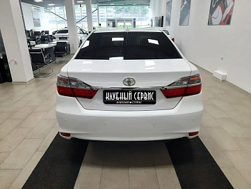 Toyota Camry, 2017г, передний привод, автомат