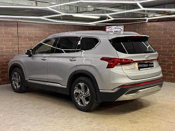 Hyundai Santa Fe, 2021г, полный привод, робот