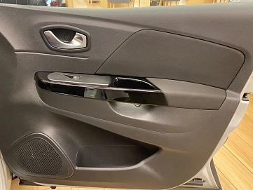 Renault Kaptur, 2022г, передний привод, вариатор