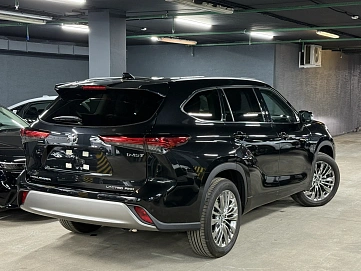 Toyota Highlander, 2026г, полный привод, автомат